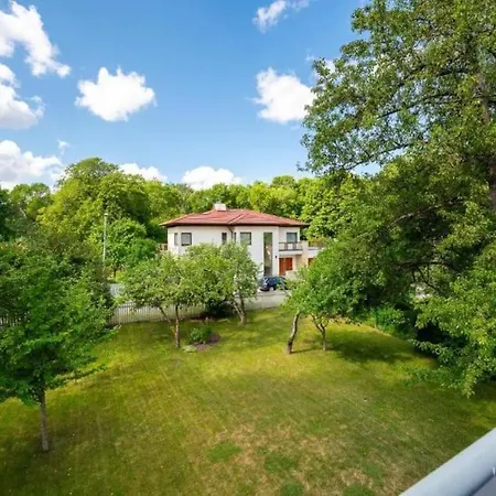 Ernesaks - Private Yard And Grill Villa *