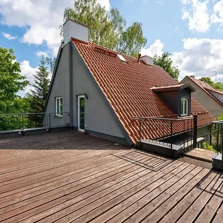 Ernesaks - Private Yard And Grill Talin